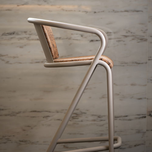 Moderner Barhocker - BICAstool - BICA chair - Kork / mit 4 Beinen / mit Fußstütze