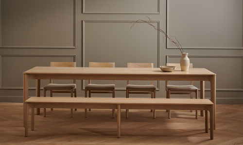 Moderner Esstisch - T113 series - KASTELLA - Eiche / amerikanischer Nussbaum / Ahornholz