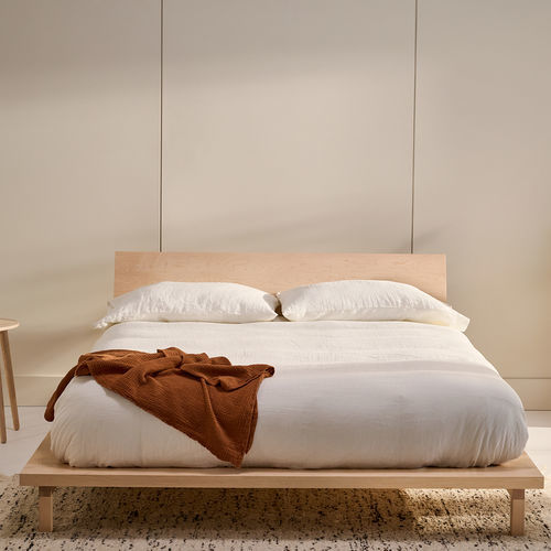 Doppelbett - B101 - KASTELLA - modern / Kopfteil / amerikanischer Nussbaum