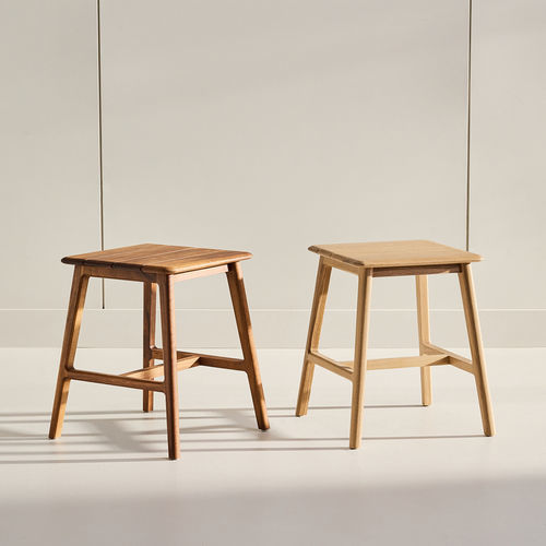 Moderner Hocker - The Offcuts - KASTELLA - Eiche / amerikanischer Nussbaum / Gestell aus Eiche