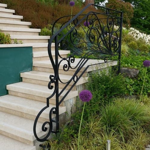 Schmiedeeisen-Geländer - RAGNO - Tessaro Group - mit Stangen / für Außenbereich / für Treppen