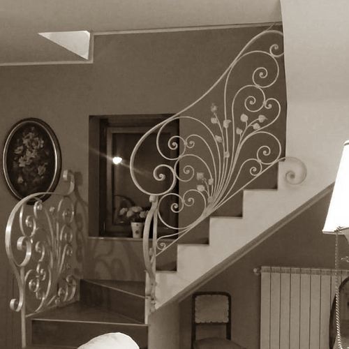 Schmiedeeisen-Geländer - FLORA  - Tessaro Group - Geländer / für den Innenraum / für Treppen