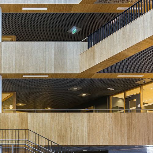 Aluminium-Zwischendecke - QUADRO T - Integra - Interior Systems - Platten / für Büro / für den Innenraum