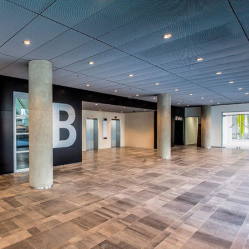 Aluminium-Zwischendecke - HOOK-ON - Integra - Interior Systems - galvanisiertem Stahl / Platten / für Büro