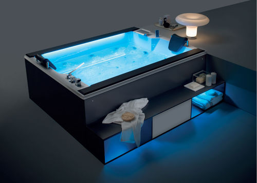 Whirlpool zum Aufstellen - DUE.CENTO - ilma srl - rechteckig / Viersitzer / 8 Plätze
