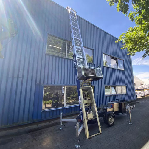 Lastenaufzug für Baustellen - Junior 24e - Böcker Maschinenwerke GmbH