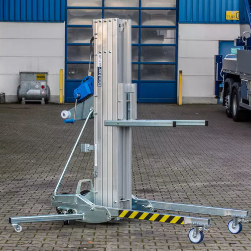 Mechanischer Lastenaufzug - LM S4.2 - Böcker Maschinenwerke GmbH - platzsparend / für professionellen Einsatz / für Baustellen