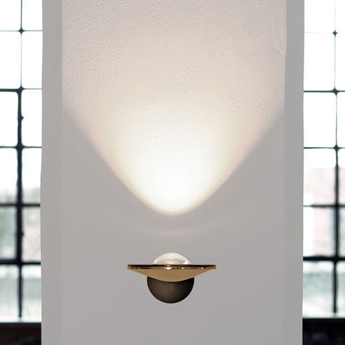 Moderne Wandleuchte - RISING - millelumen - für den Innenraum / Metall / LED