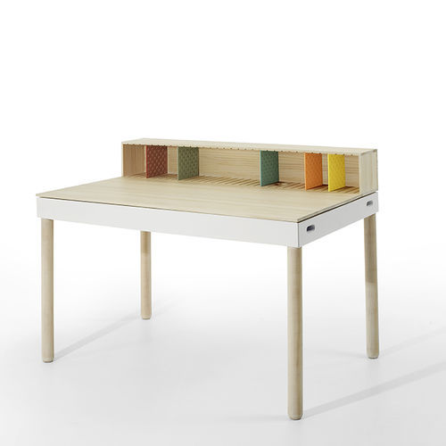 Bodenstehender Schreibtisch - TRAY  - AVP - modern / Holz / gerade