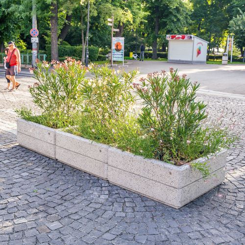 Faserbeton-Pflanzkübel - 214 - Encho Enchev - ETE - Hochleistungsbeton / Marmor / Granit