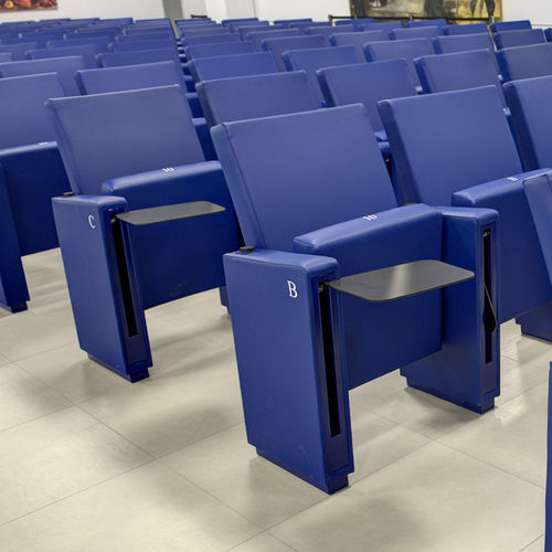 Moderner Auditoriumsessel - CROCIERA - Cinearredo Italia - Leder / Sperrholz / klappbar
