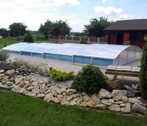 Hohe Schwimmbadüberdachung - CASABLANCA - ALBIXON a.s. - teleskopisch / Aluminium / Polycarbonat