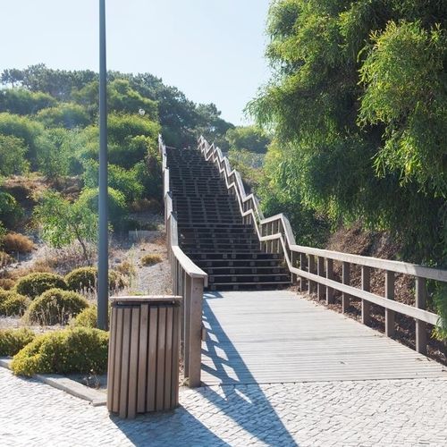 Gerade Treppe - Extruplas - Kunststoffstufen / für öffentliche Bereiche / für Außenbereich