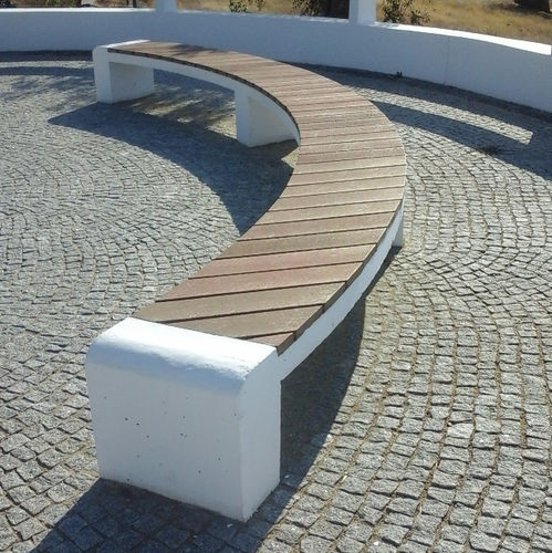 Moderne Bank für den öffentlichen Raum - Pavia - Extruplas - Recyclingkunststoff / ohne Rückenlehne / ohne Armlehnen
