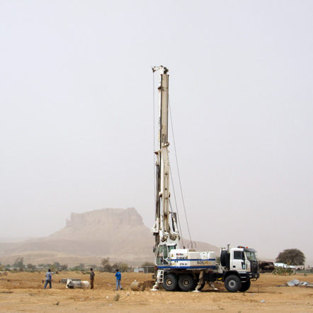 Dieselbetriebenes Bohrgerät - STM-30  - SOILMEC S.P.A. - drehbar / Imloch / für Baustellen