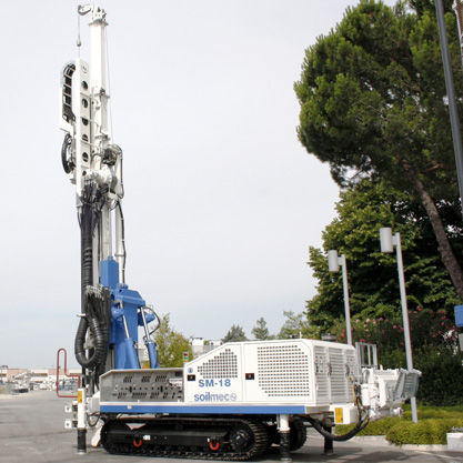 Dieselbetriebenes Bohrgerät - SM-18  - SOILMEC S.P.A. - drehbar / umgekehrte Drehrichtung / für Baustellen