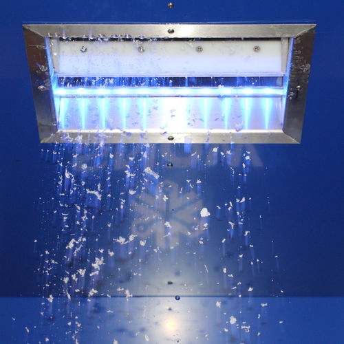 Schnee-Duschkopf - SNOWFALL - SnowBOX GmbH - für Deckeneinbau / rechteckig / mit integrierter Beleuchtung