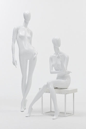 Frau-Schaufensterpuppe - SYMPATHY - pearl mannequin - Mode / sitzend