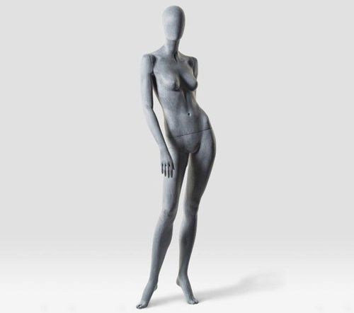 Frau-Schaufensterpuppe - CONCRETE - IDW PARIS - realistisch