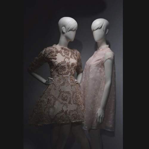 Frau-Schaufensterpuppe - CAROL - A2 MANNEQUIN - stylisiert