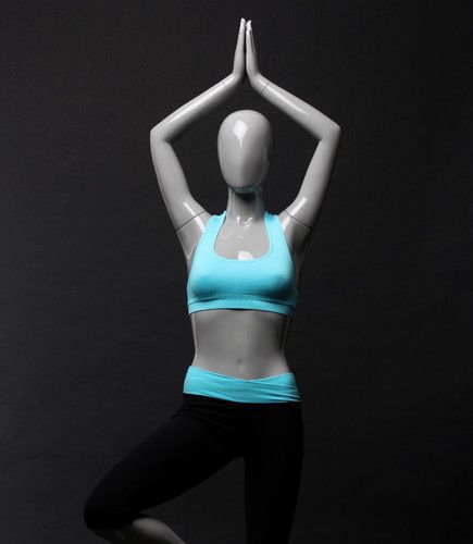 Frau-Schaufensterpuppe - YOGA - CNL mannequins - sportlich / sitzend