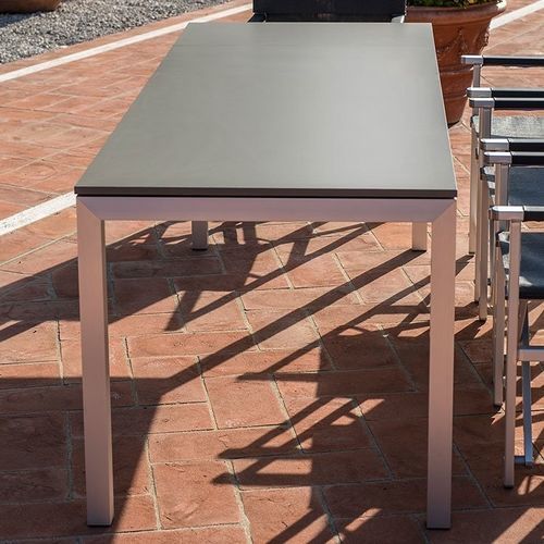 Moderner Tisch - SUMMUM - RED SRL - HPL / Gestell aus Aluminium / rechteckig