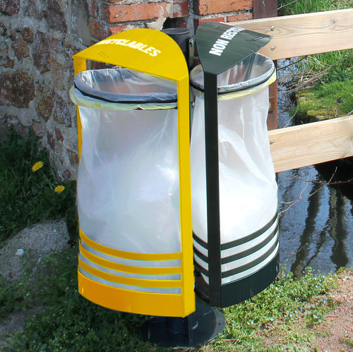 Park-Abfallbehälter - VIGI - SEPRA - System / bodenstehend / aus lackiertem Aluminium