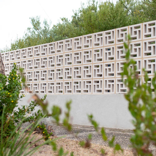 Hohler Betonstein - VCB30-004-1000 HINDU - Viet Tiles Corporation - gelocht / für Gartenzäune / für Wand
