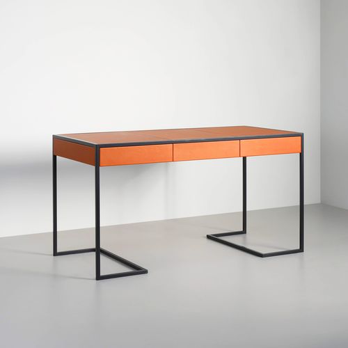 Moderner Schreibtisch - Albany - TOM FAULKNER - Nussbaum / Leder / gerade