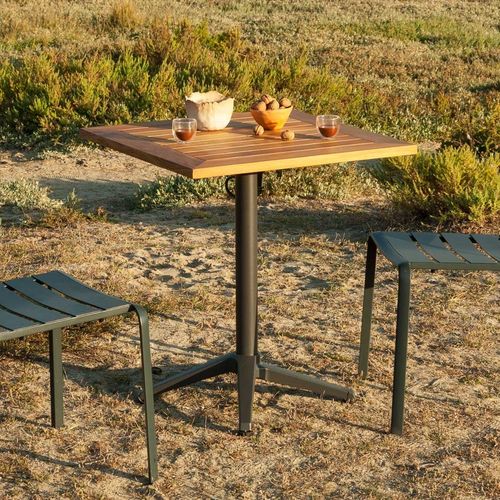 Moderner Bistrotisch - TYPON - Ezeis - Teakholz / Gestell aus Aluminium / quadratisch