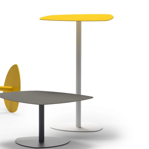 Stehtisch / originelles Design - by Nicola Cacco - ARTE & D SRL - aus lackiertem Stahl / für Hotels / für Büro