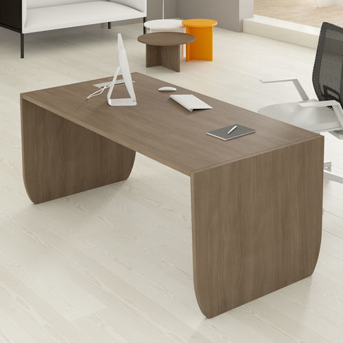Chefschreibtisch - SIMPLE - FERCIA - modern / Holz / für Gewerbegebrauch