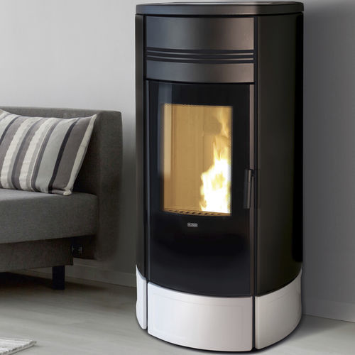 Wasserführender Kaminofen / Pellet - STYLE 180 DUO - Klover - 20 kW...50 kW / freistehend / modern