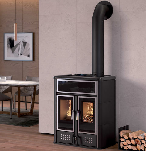 Wasserführender Kaminofen / Pellet - DUAL - Klover - Holz / 10 kW...20 kW / freistehend