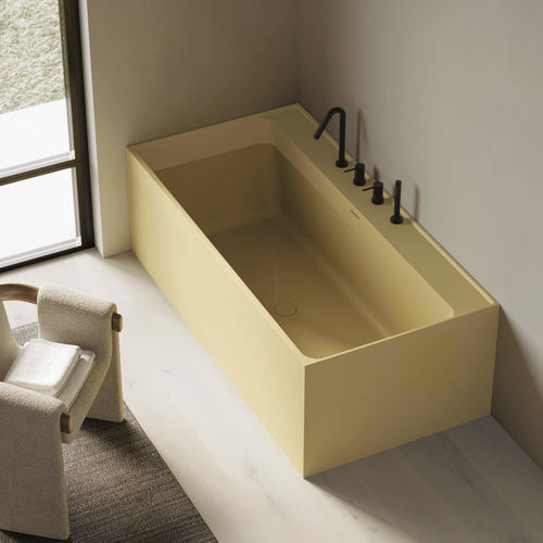 Badewanne für Eckeinbau - FASHION - Disenia - freistehend / für Wohnungen / Verbundwerkstoff