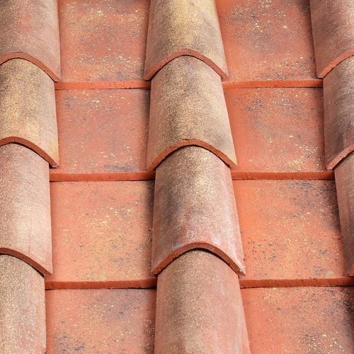 Imbrex-Dachziegel - UNIKA® FALDA ROSSO ANTICATO - Fornace laterizi Vardanega Isidoro srl - First / Ton / Großformat