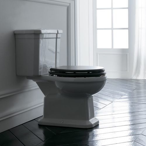 Freistehendes WC - CLASSIC - Albion Bath Co - Porzellan / für Privatgebrauch / liegend