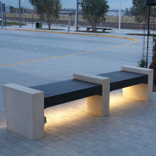 Moderne Bank für den öffentlichen Raum - CANTERBURY DESIGNS - Beton / Verbundwerkstoff / beleuchtet