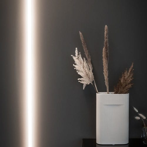 Beleuchtungsprofil für Aufbau - P016 - 9010 novantadieci - LED / dimmbar / für Gewerbegebrauch