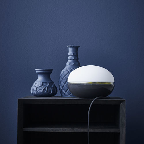 Tischlampe MACAROON Lucie Kaas Opalglas Keramik Modern