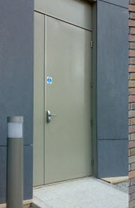 Einflügeliges Industrietor - SD4 - Industrial Door Engineering - aus Zink-Aluminium / Sicherheit / Akustik