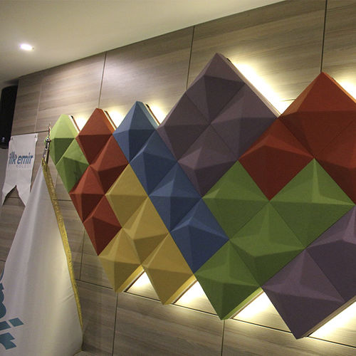 Wandmontierte Akustikplatte - 3D  - Aktav Acoustic - Stoff / Wolle / Glas