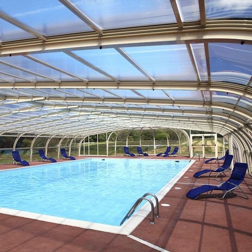 Hohe Schwimmbadüberdachung - CARLA ANCHA - planetabri - feststehend / Aluminium / mit manueller Bedienung