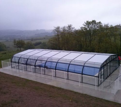 Hohe Schwimmbadüberdachung - Carla Eco - planetabri - feststehend / Aluminium / Polycarbonat
