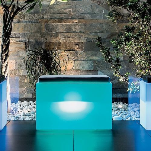 Moderne Bank - BRIGHT : COMFY ROOMY - MONACIS - Polyethylen / ohne Rückenlehne / ohne Armlehnen