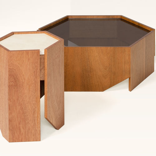 Moderner Couchtisch - CHÂTEAU - ATELIER DE TROUPE - Glas / Stein / Gestell aus Nussbaum