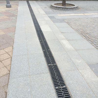 Gitter-Abflussrinne - YT200-U20250CI - Fujian Yete Industry Co.,Ltd. - Polymerbeton / galvanisiertem Stahlgitter / Gusseisengitter