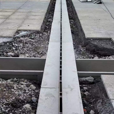 Abflussrinnen-Gitter / Edelstahl - SLOT DITCH - Fujian Yete Industry Co.,Ltd. - galvanisiertem Stahl / für öffentliche Bereiche