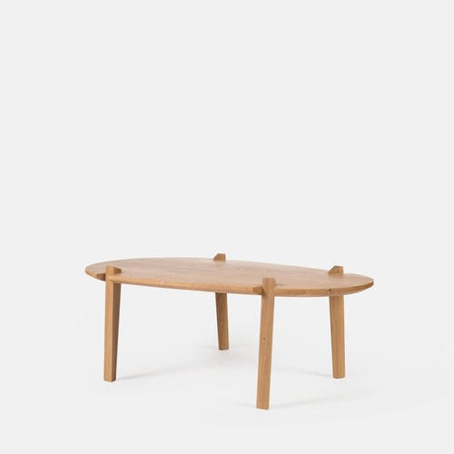 Moderner Couchtisch - FENDA - PORVENTURA - Eiche / Gestell aus Holz / oval