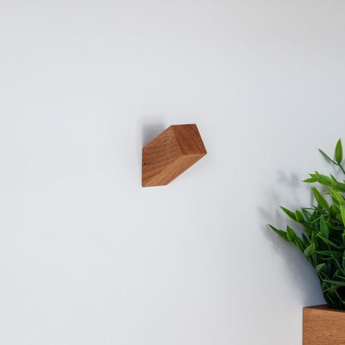 Moderner Garderobenhaken - W • oblique - 3S design - Eiche / individuell / wandmontiert